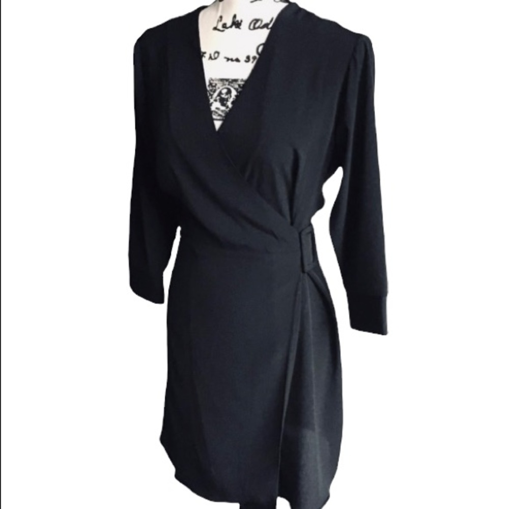 TopShop - NWT ¾ Sleeve Faux Wrap Dress in Jet Black - Size 6